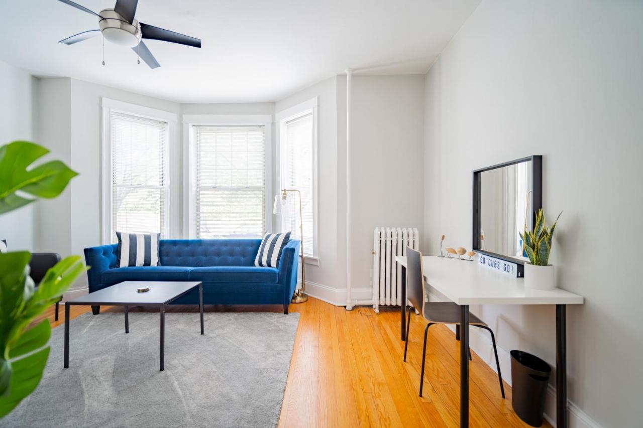 2Br Apartment In Lively Neighborhood Of Wrigley Field - Grace 1 Чикаго Екстериор снимка