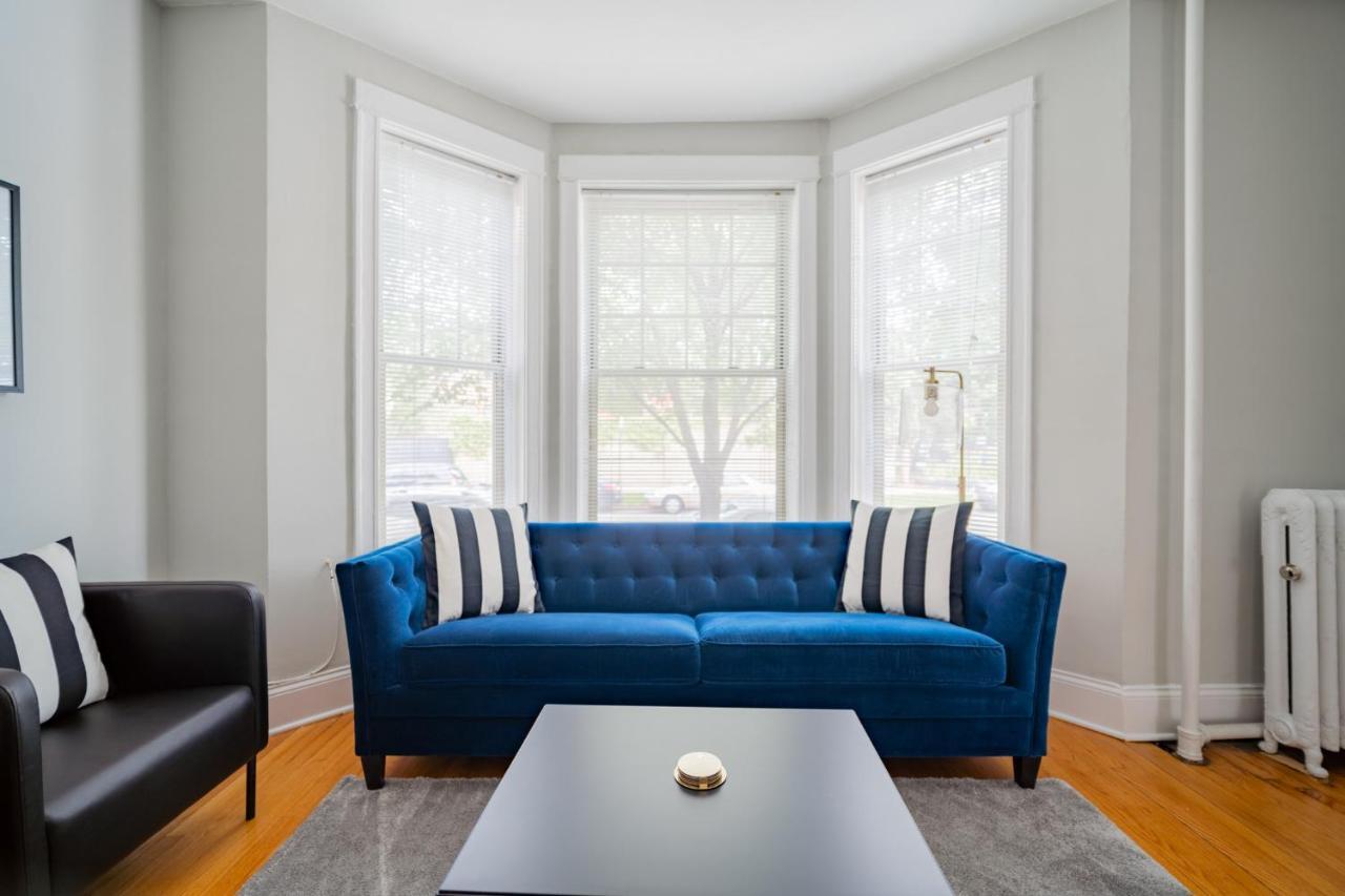 2Br Apartment In Lively Neighborhood Of Wrigley Field - Grace 1 Чикаго Екстериор снимка