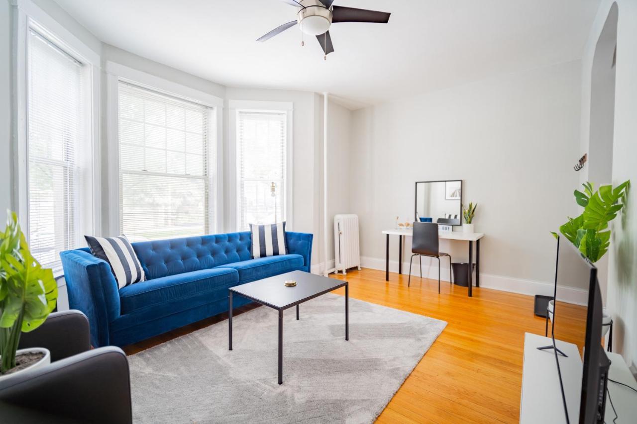 2Br Apartment In Lively Neighborhood Of Wrigley Field - Grace 1 Чикаго Екстериор снимка