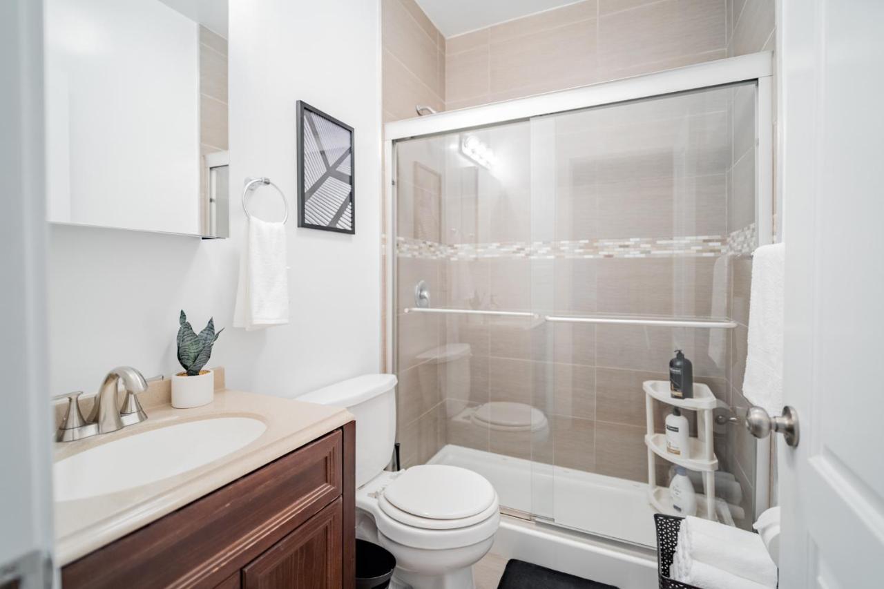 2Br Apartment In Lively Neighborhood Of Wrigley Field - Grace 1 Чикаго Екстериор снимка